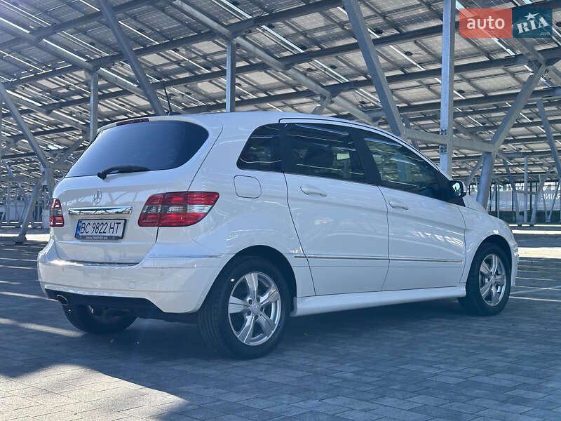 Хетчбек Mercedes-Benz B-Class 2010 в Львові фото 14 Хетчбек Mercedes-Benz B-Class 2010 в Львові