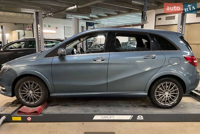 Хетчбек Mercedes-Benz B-Class 2015 в Львові фото 8 Хетчбек Mercedes-Benz B-Class 2015 в Львові