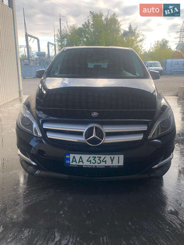 Хэтчбек Mercedes-Benz B-Class 2017 в Козине