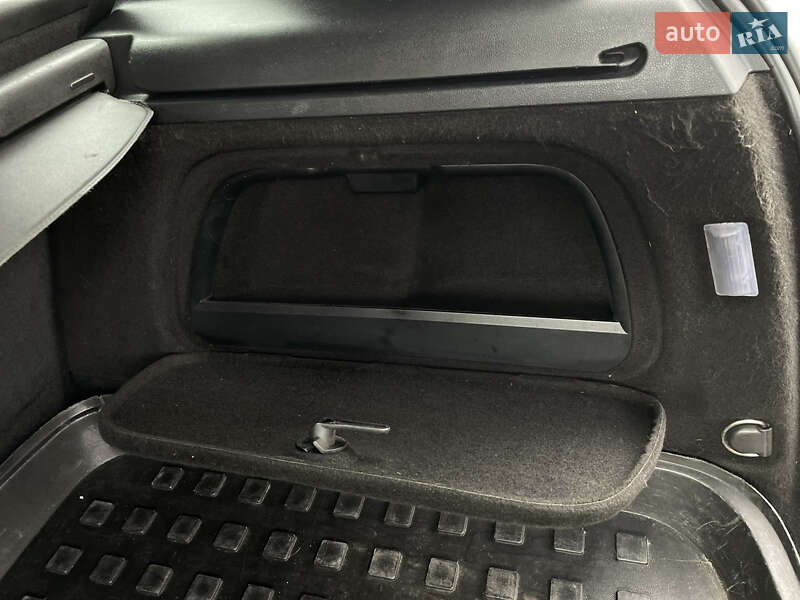 Хетчбек Mercedes-Benz B-Class 2005 в Львові фото 38 Хетчбек Mercedes-Benz B-Class 2005 в Львові