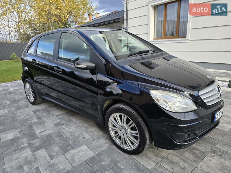 Хэтчбек Mercedes-Benz B-Class 2005 в Ивано-Франковске фото 7 Хэтчбек Mercedes-Benz B-Class 2005 в Ивано-Франковске