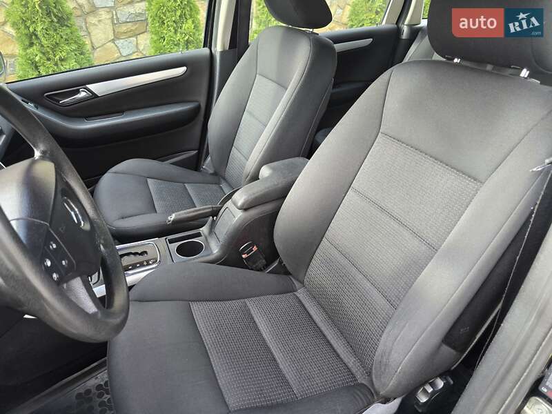 Хэтчбек Mercedes-Benz B-Class 2005 в Ивано-Франковске фото 21 Хэтчбек Mercedes-Benz B-Class 2005 в Ивано-Франковске