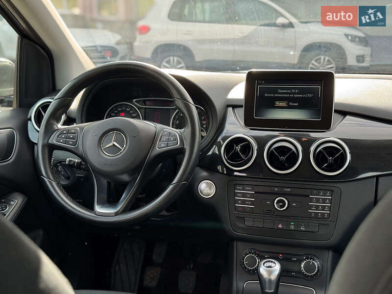 Хетчбек Mercedes-Benz B-Class 2017 в Вінниці фото 40 Хетчбек Mercedes-Benz B-Class 2017 в Вінниці