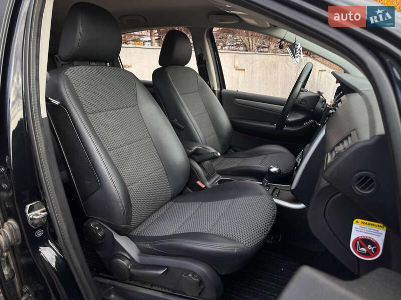 Хэтчбек Mercedes-Benz B-Class 2010 в Киеве