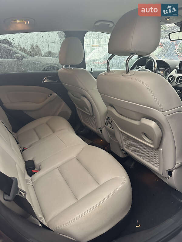 Хетчбек Mercedes-Benz B-Class 2014 в Львові фото 8 Хетчбек Mercedes-Benz B-Class 2014 в Львові
