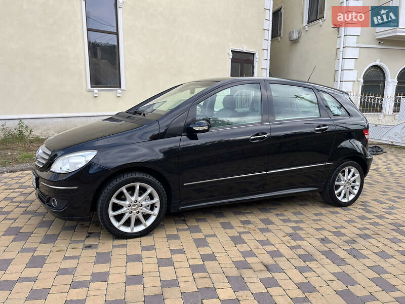 Хэтчбек Mercedes-Benz B-Class 2005 в Могилев-Подольске