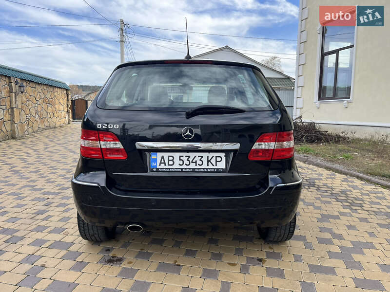 Хэтчбек Mercedes-Benz B-Class 2005 в Могилев-Подольске