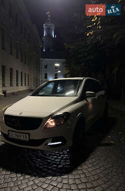 Хетчбек Mercedes-Benz B-Class 2015 в Чернівцях