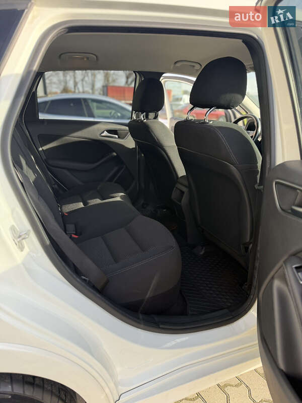 Хэтчбек Mercedes-Benz B-Class 2015 в Радехове фото 13 Хэтчбек Mercedes-Benz B-Class 2015 в Радехове
