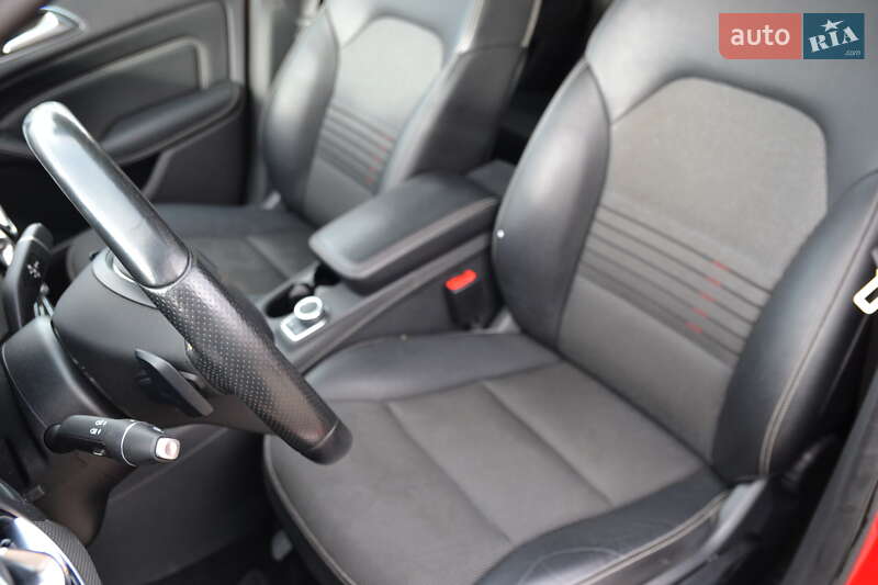 Хэтчбек Mercedes-Benz B-Class 2015 в Луцке