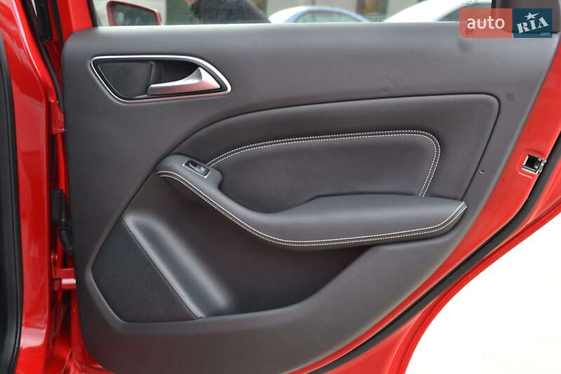 Хэтчбек Mercedes-Benz B-Class 2015 в Луцке