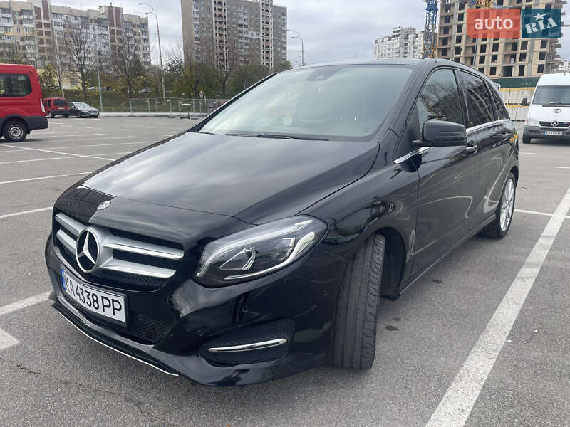 Хэтчбек Mercedes-Benz B-Class 2018 в Киеве фото 3 Хэтчбек Mercedes-Benz B-Class 2018 в Киеве