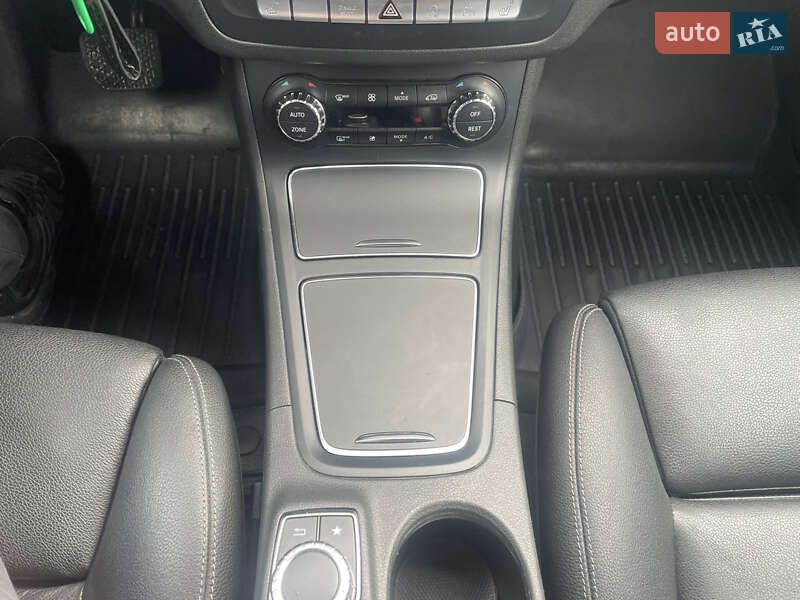 Хэтчбек Mercedes-Benz B-Class 2018 в Киеве фото 13 Хэтчбек Mercedes-Benz B-Class 2018 в Киеве