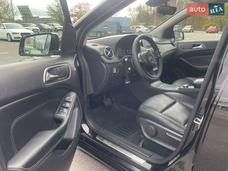 Хэтчбек Mercedes-Benz B-Class 2018 в Киеве фото 18 Хэтчбек Mercedes-Benz B-Class 2018 в Киеве