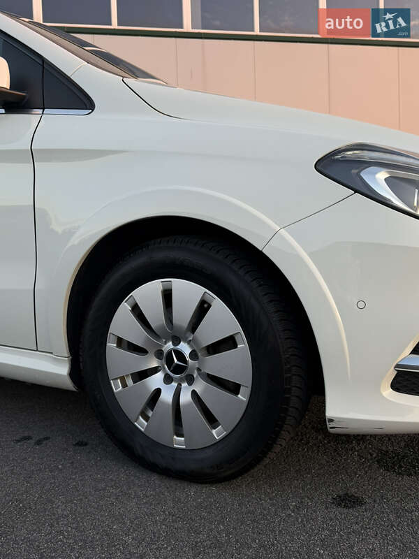 Хэтчбек Mercedes-Benz B-Class 2015 в Виннице фото 15 Хэтчбек Mercedes-Benz B-Class 2015 в Виннице