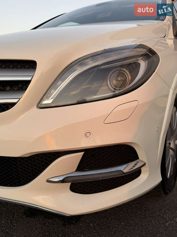 Хэтчбек Mercedes-Benz B-Class 2015 в Виннице фото 21 Хэтчбек Mercedes-Benz B-Class 2015 в Виннице