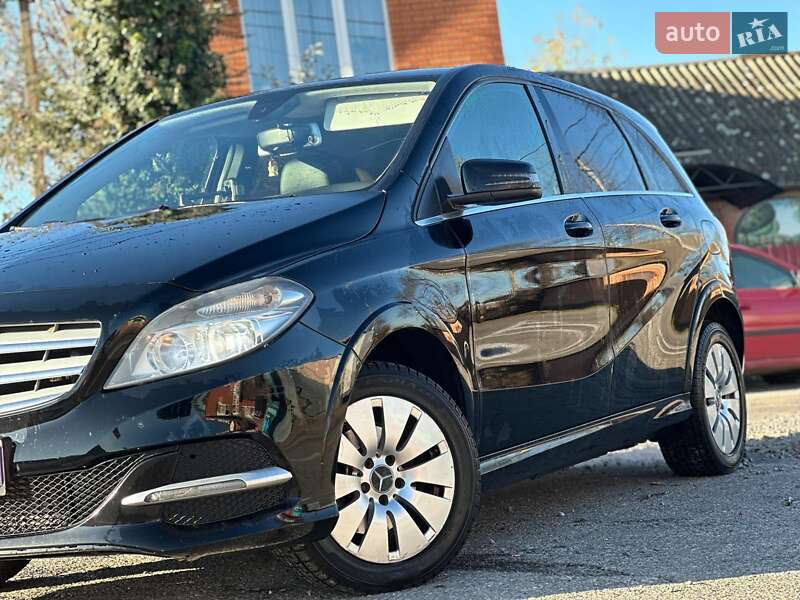 Хетчбек Mercedes-Benz B-Class 2014 в Вінниці фото 4 Хетчбек Mercedes-Benz B-Class 2014 в Вінниці