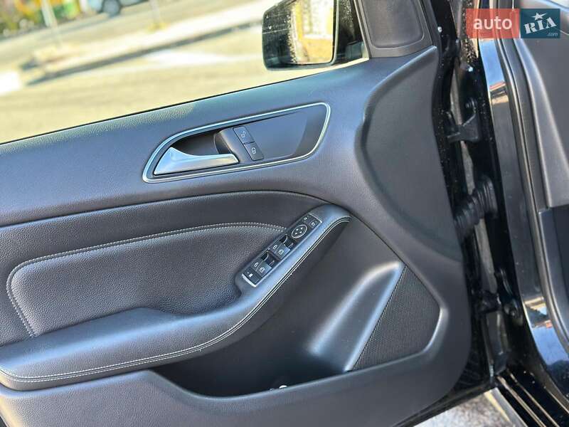 Хетчбек Mercedes-Benz B-Class 2014 в Вінниці фото 18 Хетчбек Mercedes-Benz B-Class 2014 в Вінниці