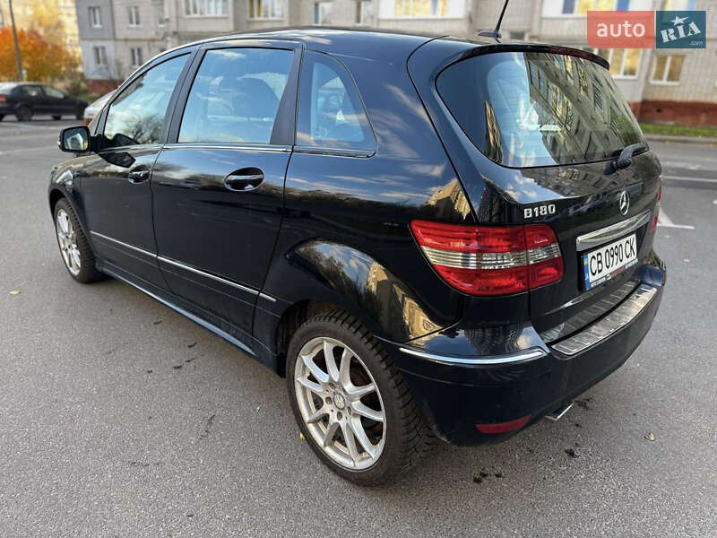 Хетчбек Mercedes-Benz B-Class 2011 в Чернігові