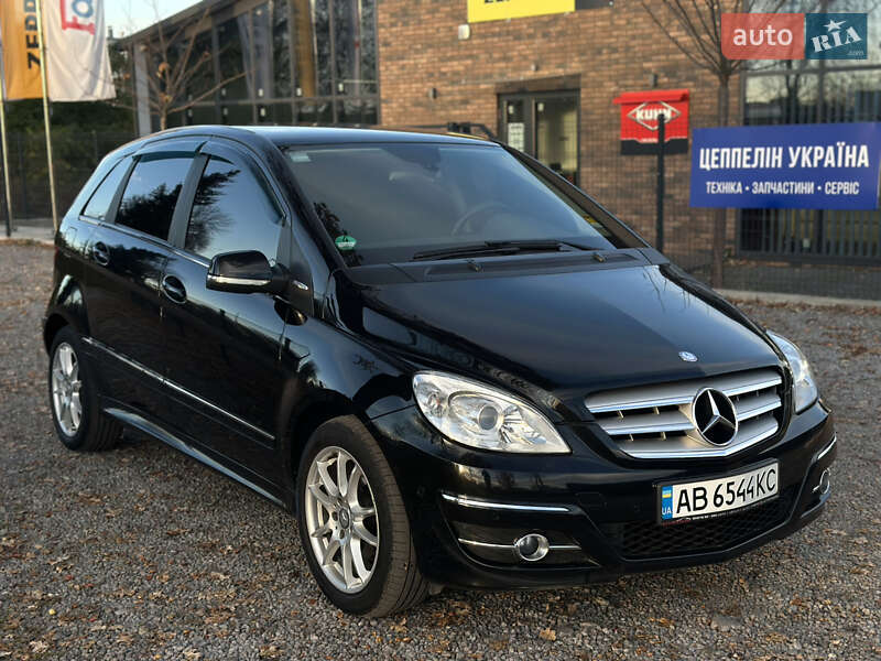Хэтчбек Mercedes-Benz B-Class 2010 в Виннице фото 8 Хэтчбек Mercedes-Benz B-Class 2010 в Виннице