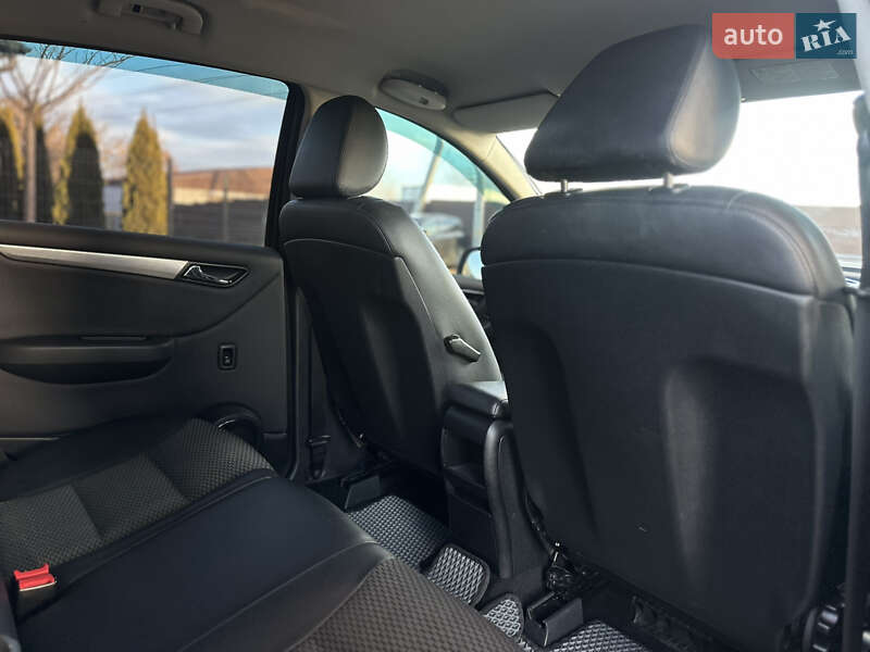 Хэтчбек Mercedes-Benz B-Class 2010 в Виннице фото 43 Хэтчбек Mercedes-Benz B-Class 2010 в Виннице
