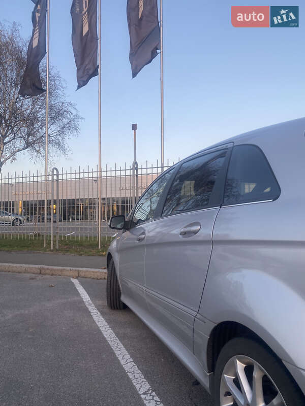 Хэтчбек Mercedes-Benz B-Class 2008 в Киеве фото 23 Хэтчбек Mercedes-Benz B-Class 2008 в Киеве
