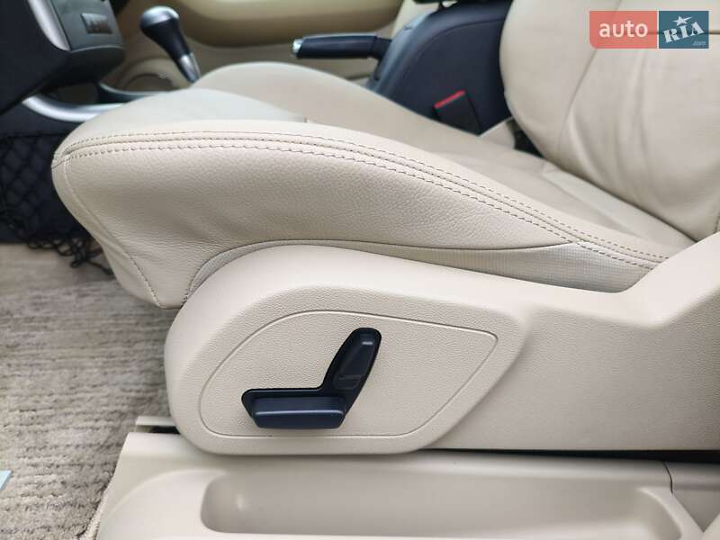 Хэтчбек Mercedes-Benz B-Class 2010 в Киеве фото 20 Хэтчбек Mercedes-Benz B-Class 2010 в Киеве