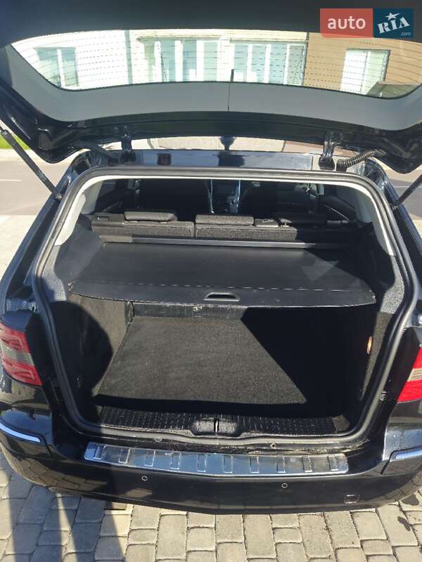 Хэтчбек Mercedes-Benz B-Class 2009 в Старой Синяве