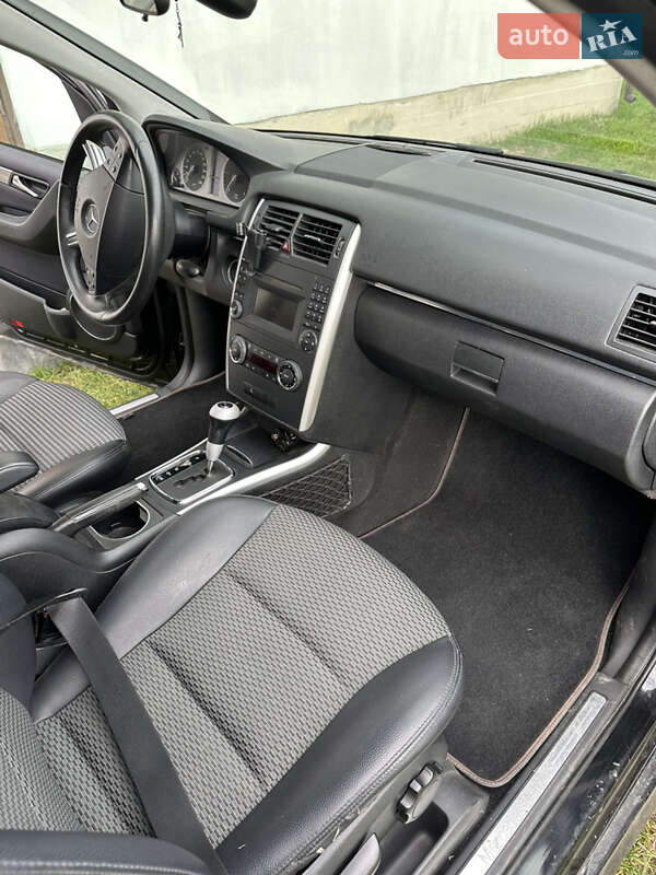 Хетчбек Mercedes-Benz B-Class 2008 в Івано-Франківську фото 4 Хетчбек Mercedes-Benz B-Class 2008 в Івано-Франківську