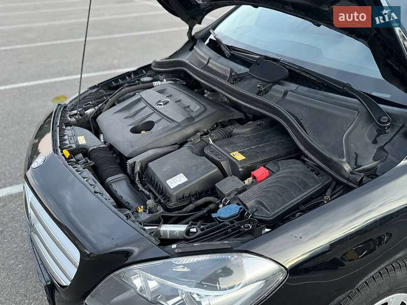 Хэтчбек Mercedes-Benz B-Class 2014 в Киеве фото 23 Хэтчбек Mercedes-Benz B-Class 2014 в Киеве
