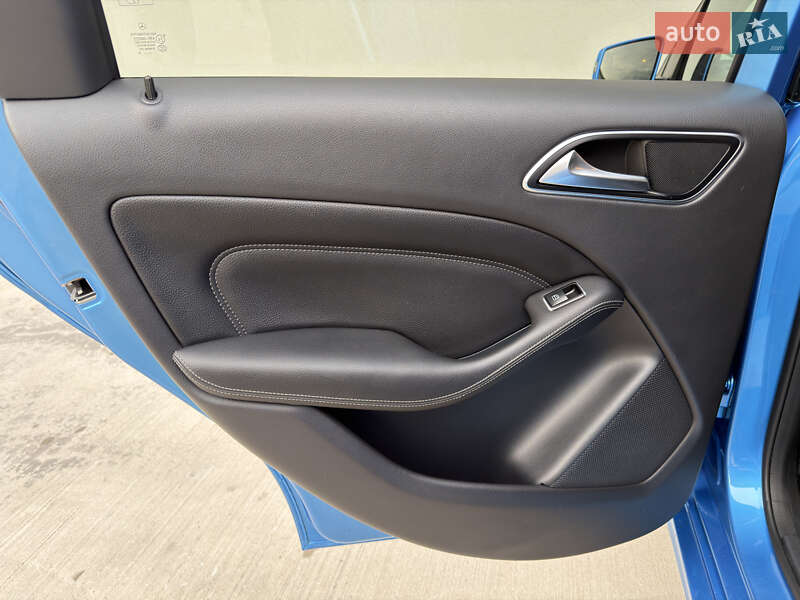 Хэтчбек Mercedes-Benz B-Class 2016 в Луцке фото 23 Хэтчбек Mercedes-Benz B-Class 2016 в Луцке