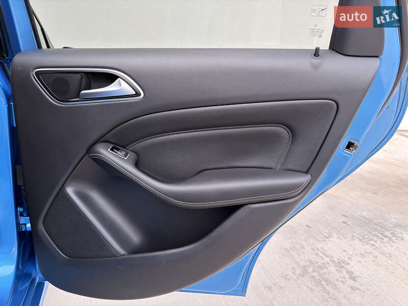 Хэтчбек Mercedes-Benz B-Class 2016 в Луцке фото 27 Хэтчбек Mercedes-Benz B-Class 2016 в Луцке