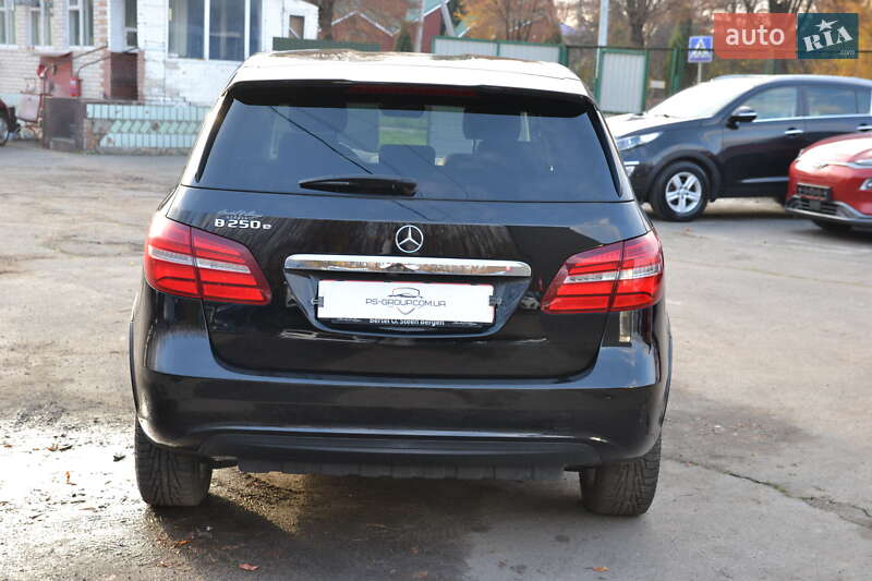 Хетчбек Mercedes-Benz B-Class 2017 в Луцьку фото 9 Хетчбек Mercedes-Benz B-Class 2017 в Луцьку