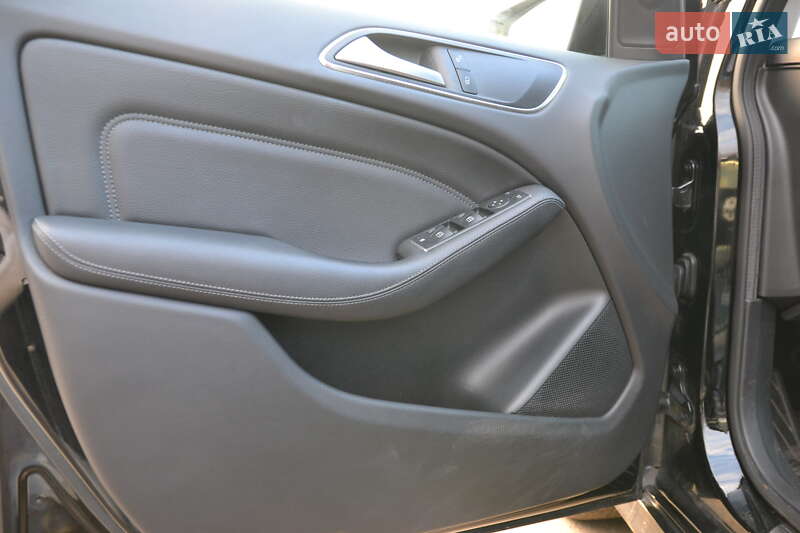 Хетчбек Mercedes-Benz B-Class 2017 в Луцьку фото 19 Хетчбек Mercedes-Benz B-Class 2017 в Луцьку