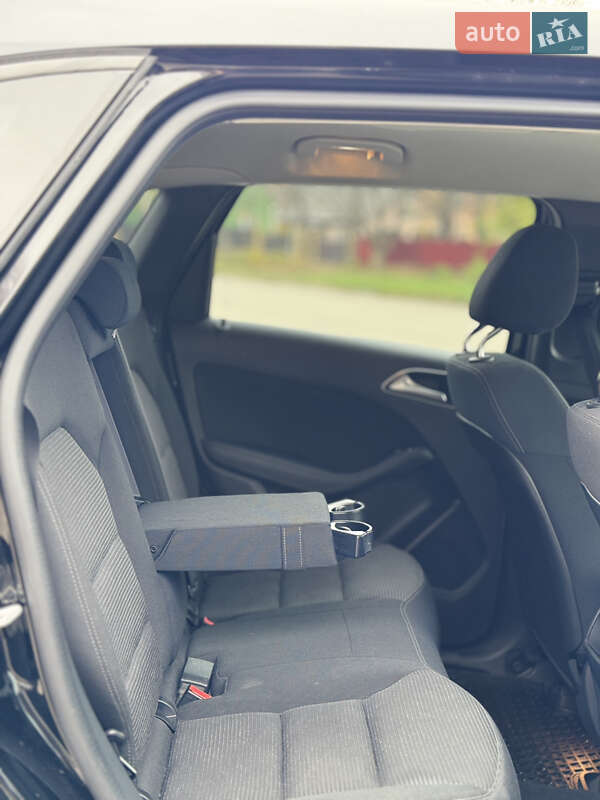 Хэтчбек Mercedes-Benz B-Class 2017 в Каменец-Подольском