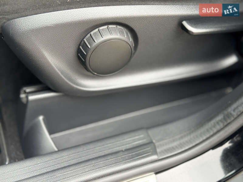 Хэтчбек Mercedes-Benz B-Class 2017 в Каменец-Подольском