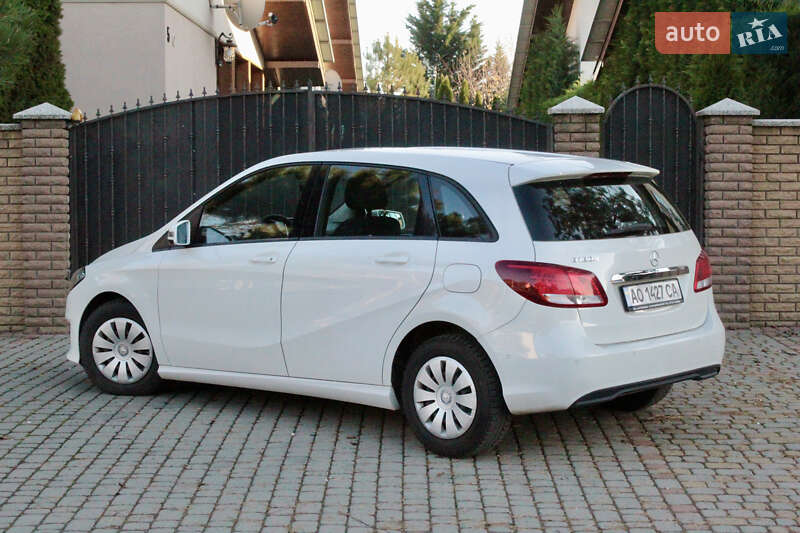 Хэтчбек Mercedes-Benz B-Class 2016 в Виноградове
