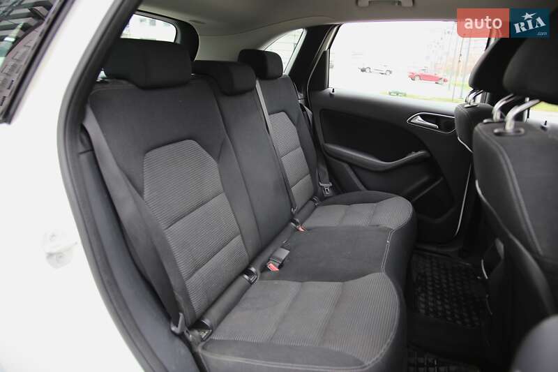 Хэтчбек Mercedes-Benz B-Class 2015 в Харькове