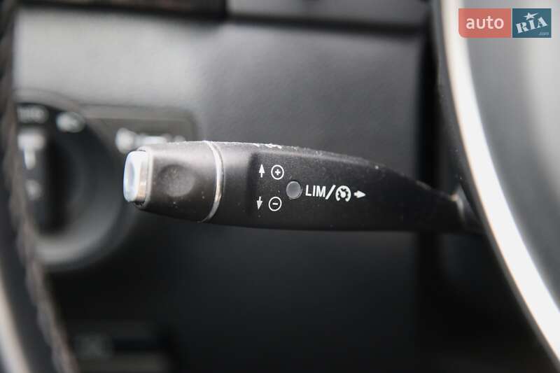 Хэтчбек Mercedes-Benz B-Class 2015 в Харькове