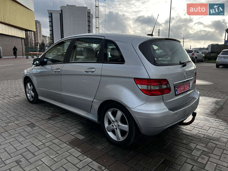 Хэтчбек Mercedes-Benz B-Class 2010 в Луцке фото 6 Хэтчбек Mercedes-Benz B-Class 2010 в Луцке
