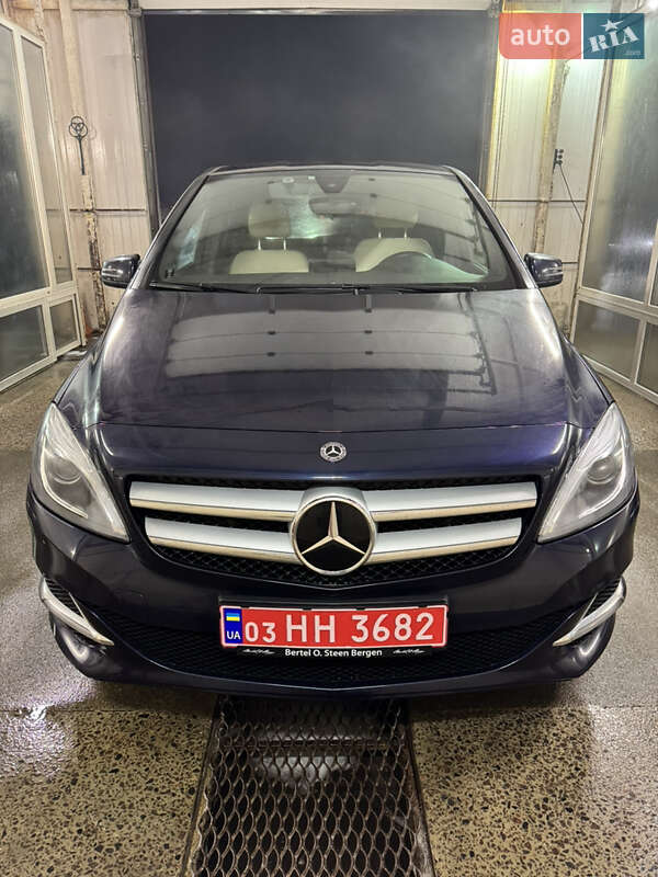 Хетчбек Mercedes-Benz B-Class 2017 в Луцьку