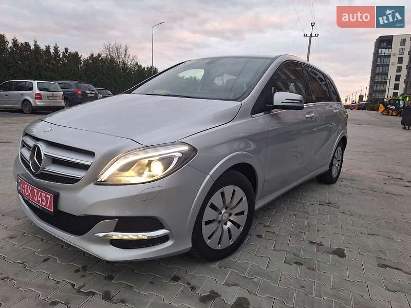 Хетчбек Mercedes-Benz B-Class 2015 в Городку фото 3 Хетчбек Mercedes-Benz B-Class 2015 в Городку