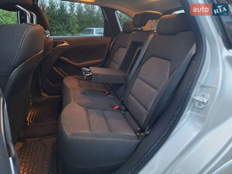 Хетчбек Mercedes-Benz B-Class 2015 в Городку фото 13 Хетчбек Mercedes-Benz B-Class 2015 в Городку