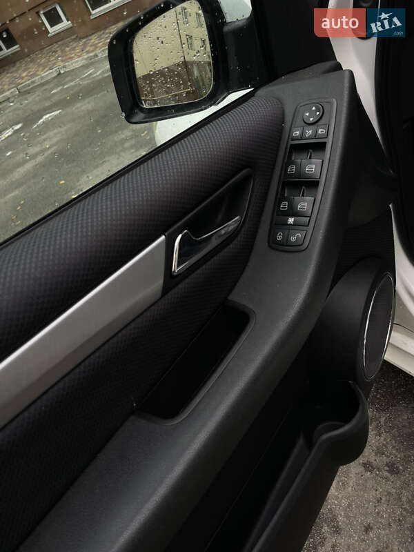 Хетчбек Mercedes-Benz B-Class 2010 в Софіївській Борщагівці фото 11 Хетчбек Mercedes-Benz B-Class 2010 в Софіївській Борщагівці