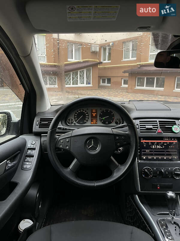 Хетчбек Mercedes-Benz B-Class 2010 в Софіївській Борщагівці фото 13 Хетчбек Mercedes-Benz B-Class 2010 в Софіївській Борщагівці