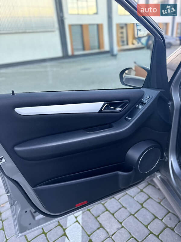 Хэтчбек Mercedes-Benz B-Class 2007 в Коломые фото 13 Хэтчбек Mercedes-Benz B-Class 2007 в Коломые