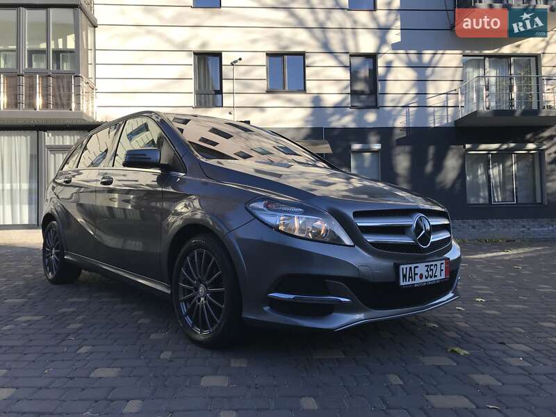 Хетчбек Mercedes-Benz B-Class 2015 в Тернополі