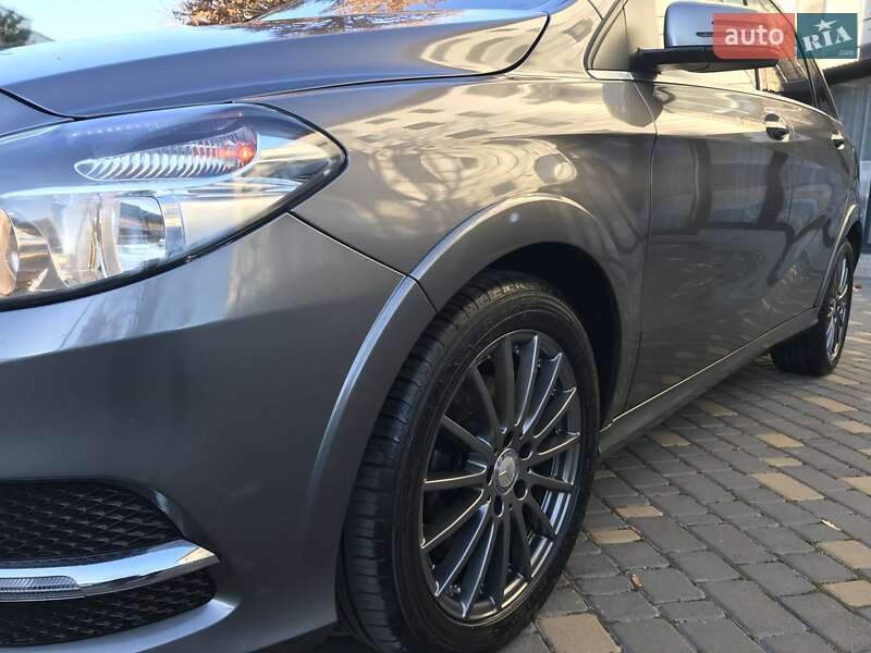 Хетчбек Mercedes-Benz B-Class 2015 в Тернополі