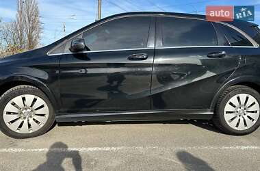 Хэтчбек Mercedes-Benz B-Class 2015 в Киеве