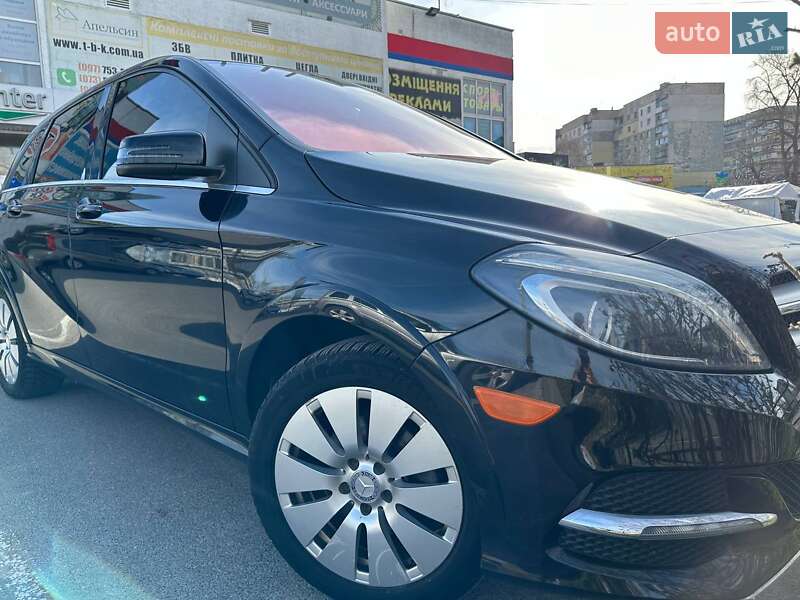 Хетчбек Mercedes-Benz B-Class 2015 в Києві